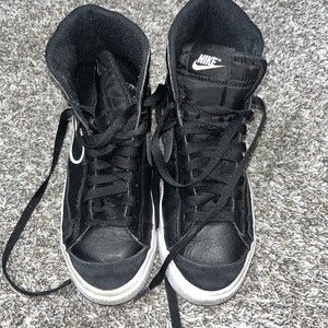 Nike Blazer Mid 77 GS DJ0265-001 Size 4Y